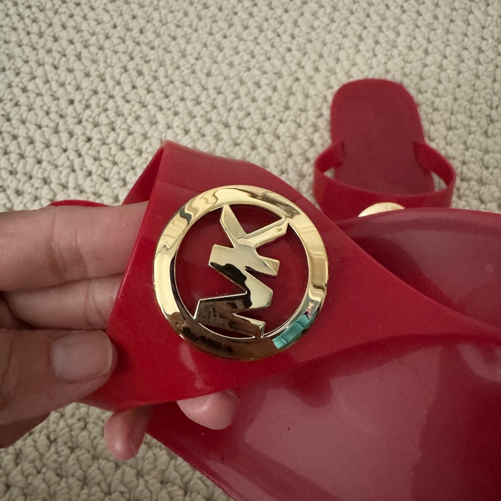 Michael Kors Red Flip Flops with Gold Emblem - Picture 4 of 4